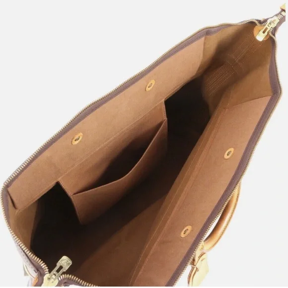 Louis Vuitton Bags - Picture 15 of 15